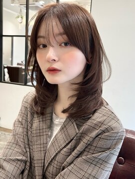 ローネス 表参道(LONESS) ワンカールで簡単レイヤーカットと透明感ベージュ