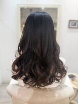 ウミネコ美容室 センター北hanare店(Umineko美容室) 巻いても巻かなくても可愛い艶ロングレイヤー