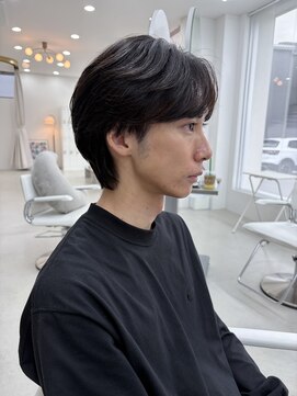 スヴニール(souvenir) フェザーパーマ　ニュアンスパーマ　センターパート