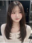 ナチュラルに盛れるストレートレイヤー