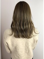 グランエクラ バイフルショウ(GRAND ECLAT by FURUSHO)&nbsp;大人可愛い20代30代40代　やわらかラグジュアリーミディ