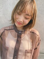 レジュアル(RESSUAL)&nbsp;エアリーミディ　ショートパーマ　黒髪　ホワイトアッシュ