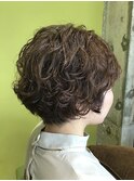 大人ナチュラルパーマヘア
