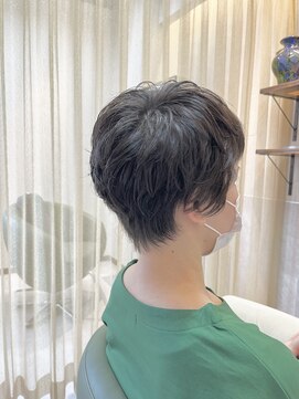 シンシア(CYNTHiA) ショートパーマスタイル