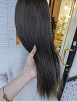 イルプロム(illuprom.)&nbsp;モノグレージュ