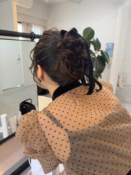 ニィ(2iee.) ダブルシニヨン