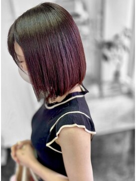 リープス(LEAPS) 前下がりボブ