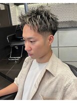 ビンゴ 高松店(BINGO)&nbsp;1314黒髪ハイライトメッシュフェザーショート高松バーバー