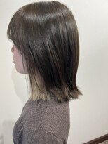 グルグル 新小岩店(GULGUL)&nbsp;イヤリングカラー×切りっぱなしボブ【福岡】