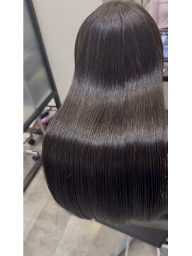 サロウィン 池袋(SALOWIN) 髪質改善酸性ストレート