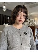 顔まわりカット/透明感ブラウン/ぱつっとボブ