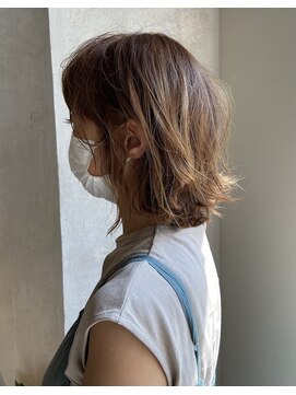 エディ(eddie) 【eddie】脱白髪染めー極細ハイライトボブ