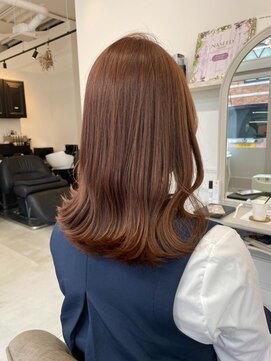 アルト(ALTO) 外ハネくびれセミディ×20代30代40代大人可愛いヘルシーオレンジ