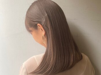 グルグル 清澄白河(GULGUL)の写真/ただ白髪を染めるだけは卒業しませんか?白髪染めでもお洒落に。髪質改善もプラスし,さらツヤ髪に[清澄白河]