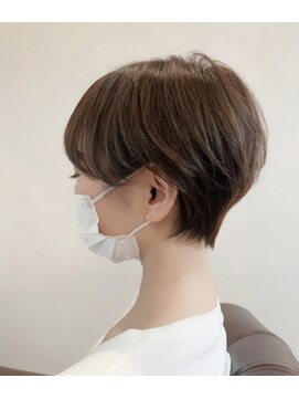 アンビ(ambi) ショート