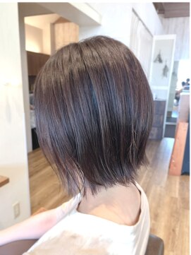 デュークシルア(du c Sila) ぱつんとボブ〈あご下2cm〉