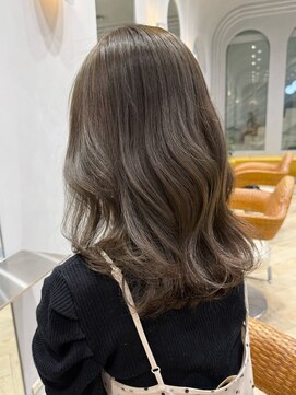 ティエラ 原宿 表参道(Tierra) 【関日葉里】アッシュベージュ