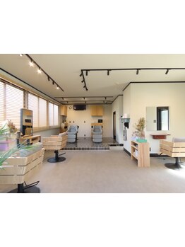 東京の人気サロンで現役のスタイリストが、カウンセリングに拘り【高技術×ハイセンス】な施術をご提供＊