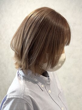 ラック(LUCK) ミルクティーベージュ/船橋/くすみベージュ/細めハイライト