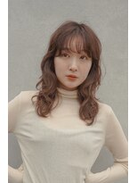 タス(tas)&nbsp;ミディアムパーマ似合わせ顔周りカット顔まわりレイヤーカット
