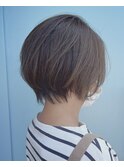 ショートボブ