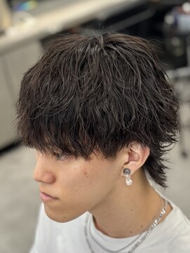 オーバルバイアピッシュ(OVARL by apish) メンズパーマ/メンズウルフ/縦落ちパーマ/ツイスパ