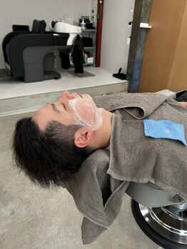 早川理容(hykw/barber)の写真/【香里園駅から徒歩3分】理容室だからこそできるシェービング技術を味わえます