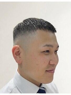 ヨシザワインク プレミアム 横浜 桜木町店(YOSHIZAWA Inc. PREMIUM) ビジカジスキンフェード清潔感◎バーバースタイル黒髪短髪