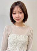 ボブ 顔周りレイヤー ショートカット 透明感カラー ブラウン