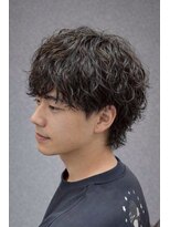 キラヴィ 三宮(KIRAVI)&nbsp;パイラルパーマラウンドマッシュツーブロックマッシュ