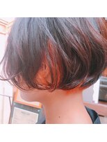 アーシュ(h[a:∫])&nbsp;ショートボブ インナーカラー