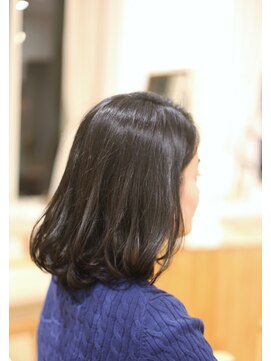 ポッシュ(poche) ふんわりミディアムロング