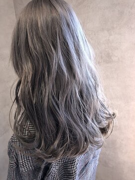 クロックレス (CLOCKLESS) 切りっぱなし　×　ハイトーン　＃CLOCKLESS伊勢崎