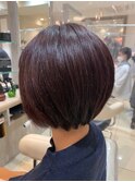 ショートボブ