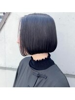 アトリエ フェム(atelier.fem)&nbsp;キレイなラインのショートボブ