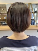 ショートボブ