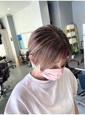 ショートボブ
