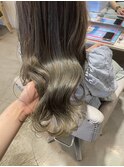 バレイヤージュカラー×ベージュ