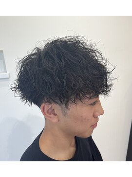 シャイン 大宮(SHINE) メンズカット/パーマ/ヘッドスパ/ブリーチ/眉毛/韓国/大宮/Men's