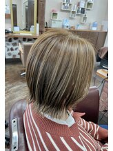 「白髪を隠す」から「白髪をデザイン」に！