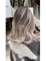 ジゼル(gisele)&nbsp;(小山)シャドールーツ