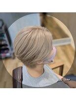 ピヴォヘアー(pivo hair) ミルクティベージュ ハンサムショート