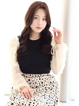 ビューティーアンドフリーハコ(Beauty&Free HACO) 大人の韓国ヘア/ヨシンモリ/後れ毛/前髪カット/顔周りカット