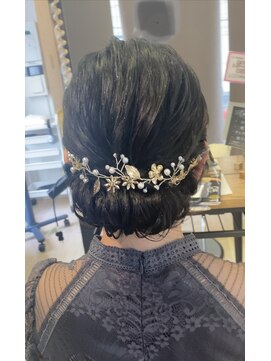 ハーティーモトヤワタ(hearty MOTOYAWATA) ニュアンスアレンジ×ダウンシニヨン