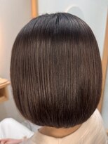 イゾラ(isola)&nbsp;【isola】バッサリカットでマシュマロボブ/小顔カット/ショート