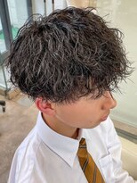 20代30代メンズツイストパーマ束感トラッドオシャレ感ショート