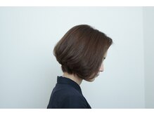 ステム(stem)の雰囲気（乾かすだけでまとまるノンブローカットが得意です。）