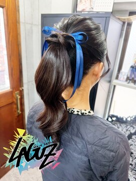 【ヘアセット】 ネイビーループ・ポニーテール