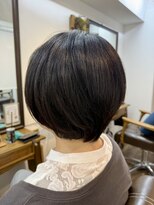 ヘアーサロン ラフリジー(Loufreasy)&nbsp;丸みシルエットの艶感ショートボブ