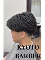 バーバーショップテト(barber shop tete)&nbsp;テーパーフェード/フェザーパーマ/センターパート